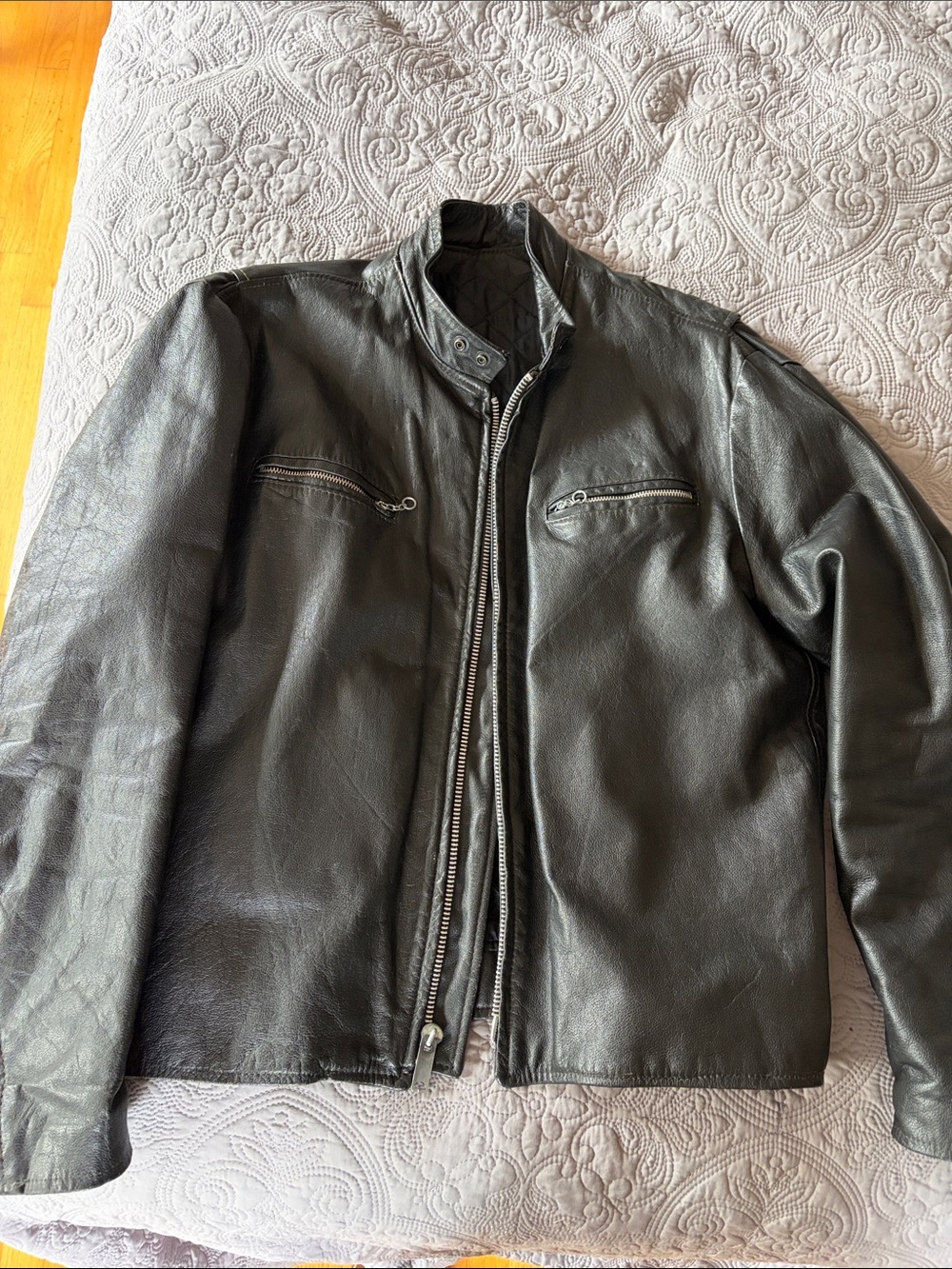 Men's Black Leather Bomber Jacket with Zip Pockets, XL